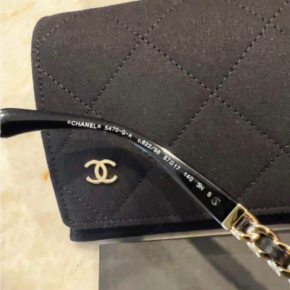 BNIB CHANEL SUNGLASSES - Picture 5 of 6